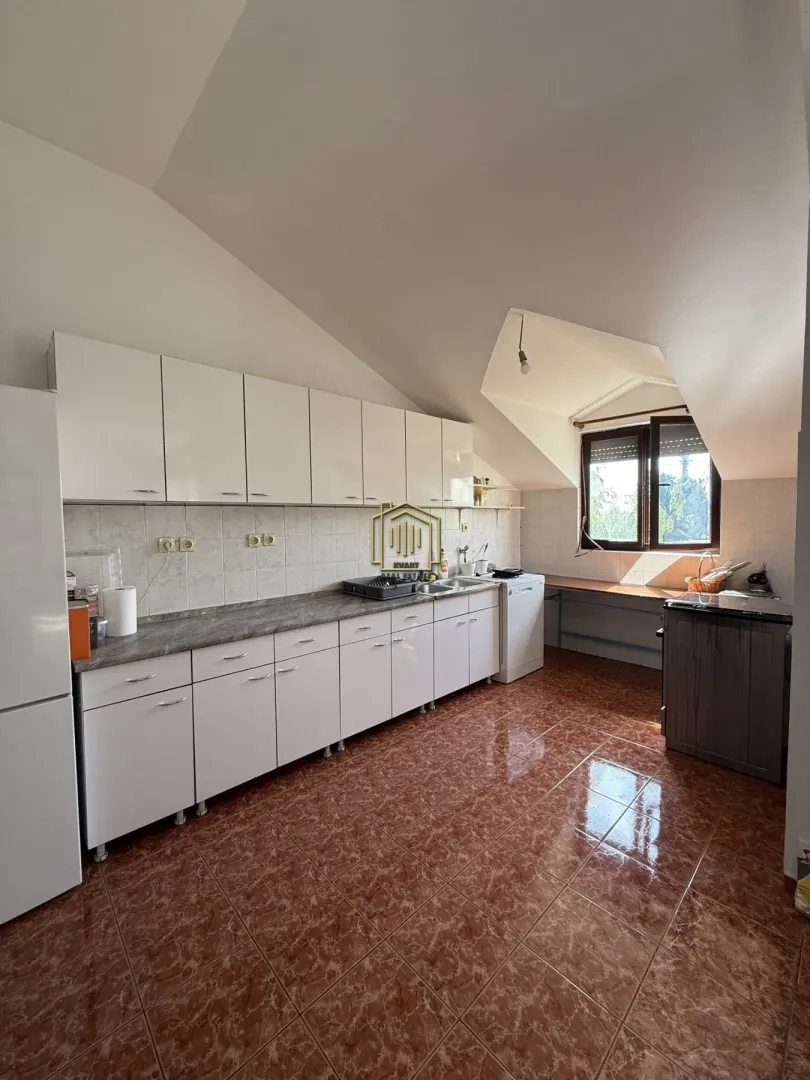 Rent, four bedroom apartment, 120m², Cijevna, Podgorica