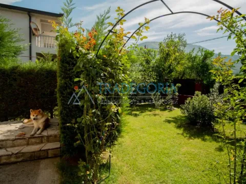 Prodaja, kuća, 180m², Bar, Crna Gora - image 13