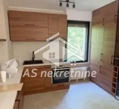 Izdavanje, četvorosoban stan, 86m², Čukarica, Beograd - image 5