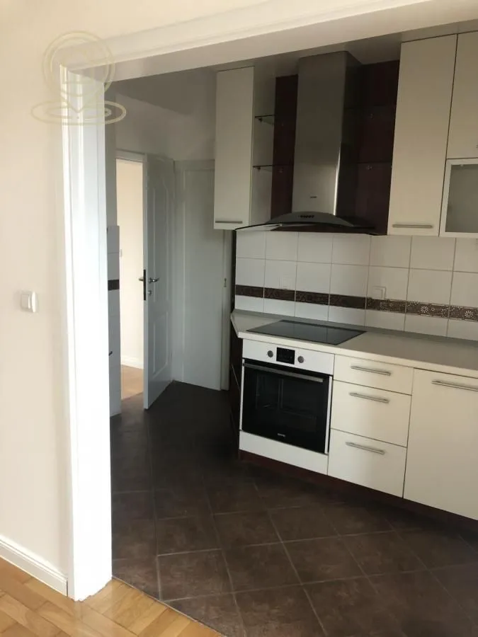 Rent, four bedroom apartment, 144m², Neimar, Vračar Sve Podlokacije