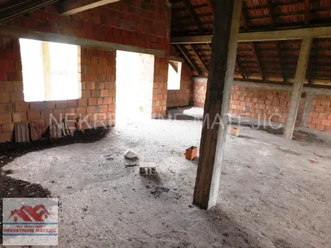 Prodaja, kuća, 250m², Maršić, Kragujevac - image 24