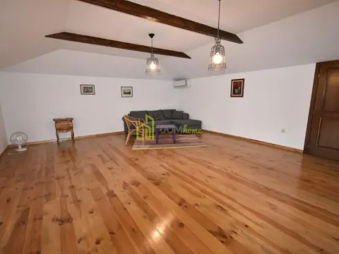 Sale, house, 191m², Tološi, Podgorica - image 27