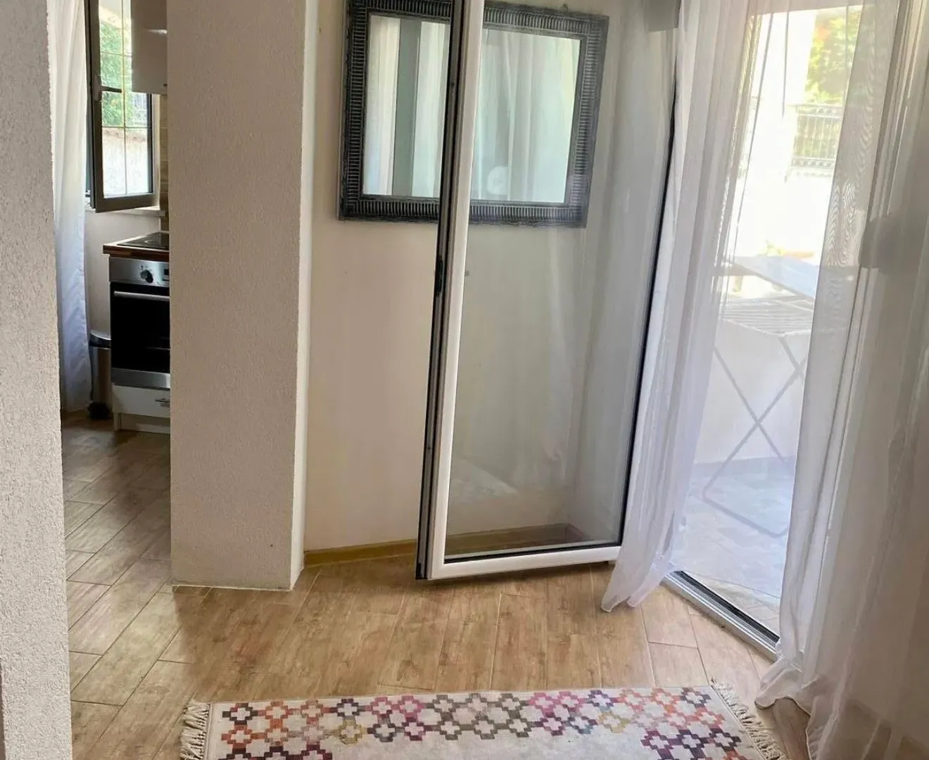 Rent, one bedroom apartment, 37m², Centar, Budva