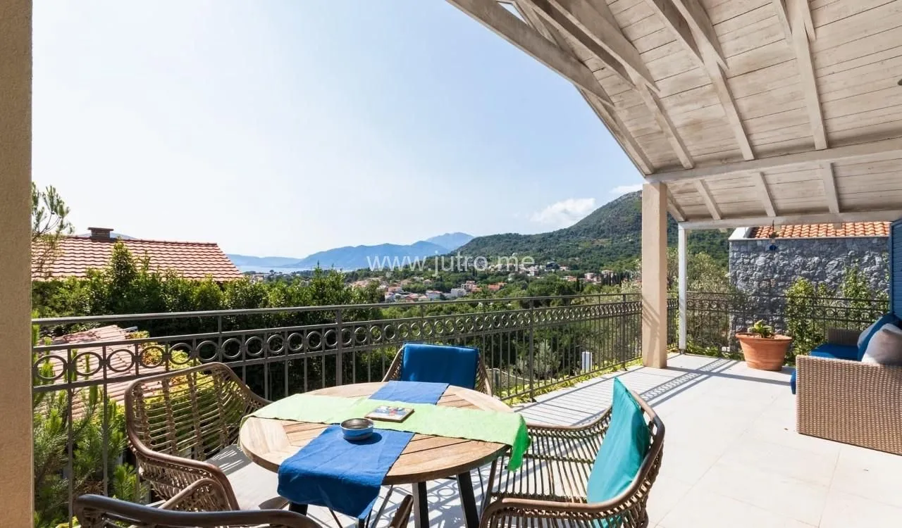 Prodaja, kuća, 158m², Kavač, Kotor