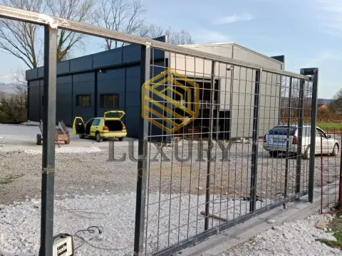 Poslovni prostor in Martinići