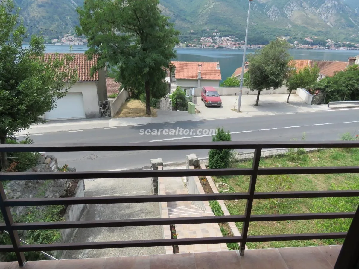 Sale, house, 242m², Dobrota, Kotor