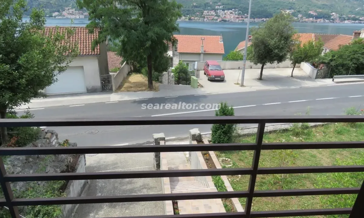 Prodaja, kuća, 242m², Dobrota, Kotor