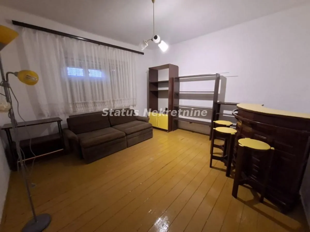 Prodaja, kuća, 257m², Mali Idjoš, Srbija