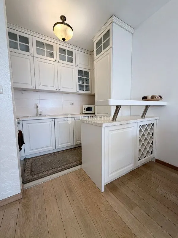 Izdavanje, jednosoban stan, 48m², City Kvart, Podgorica