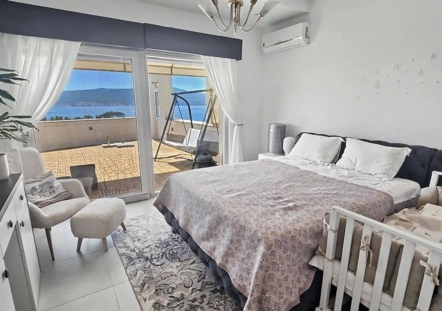 Rent, two bedroom apartment, 100m², Donja Lastva, Tivat