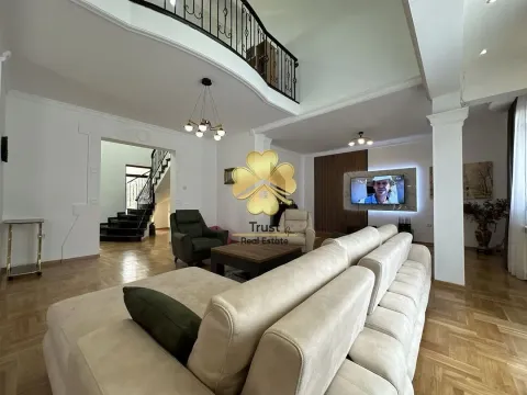 Izdavanje, kuća, 280m², Zabjelo, Podgorica - image 12