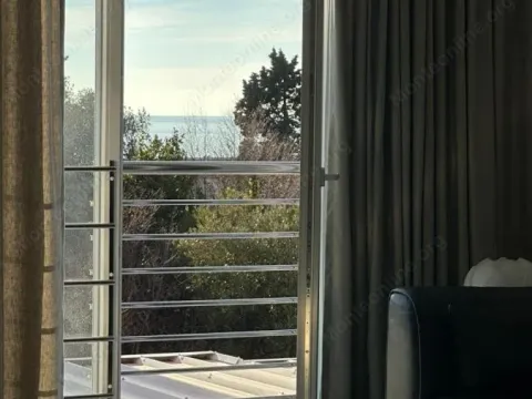 Sale, two bedroom apartment, 85m², Petrovac, Budva - image 6