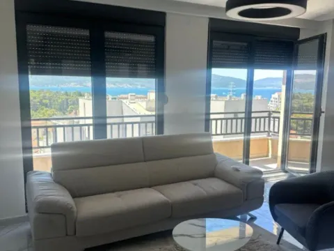 Rent, one bedroom apartment, 75m², Pod Kuk, Tivat - image 8