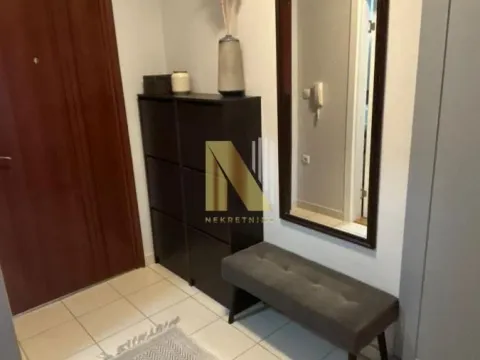 Izdavanje, dvosoban stan, 43m², Bulevar Evrope, Novi Sad Sve Podlokacije - image 12