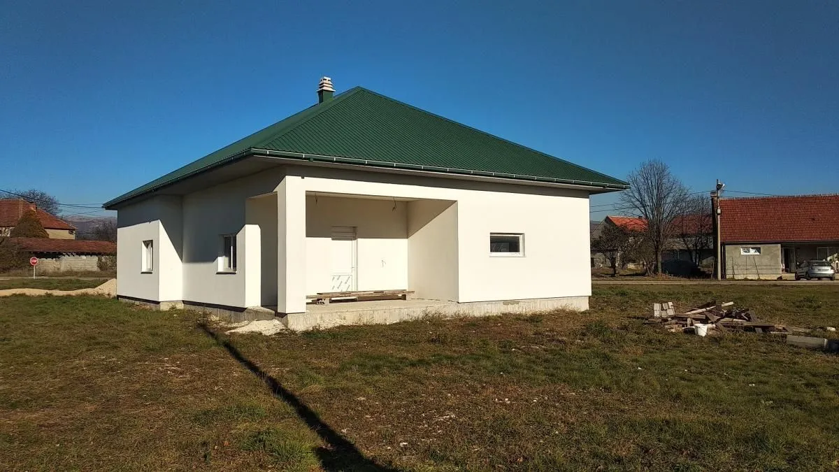 Prodaja, kuća, 300m², Kličevo, Nikšić
