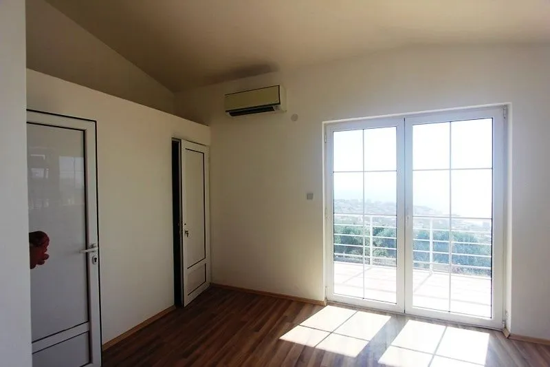Sale, house, 400m², Dobra Voda, Bar