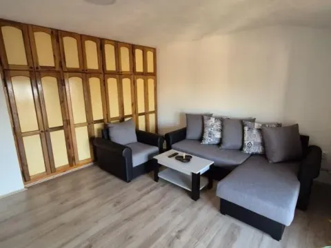 Prodaja, trosoban stan, 93m², Ćuprija, Srbija - image 5