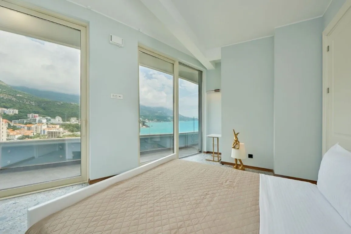 Prodaja, dvosoban stan, 115m², Bečići, Budva
