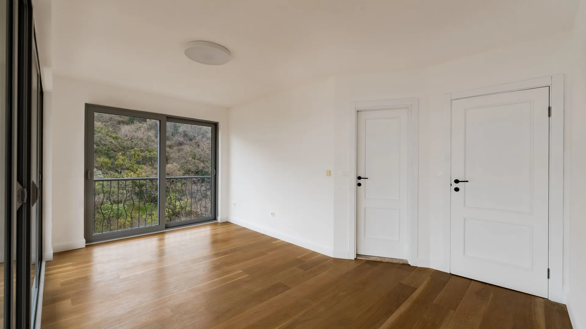 Prodaja, trosoban stan, 160m², Pržno, Budva