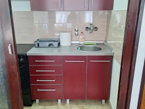 Izdavanje, garsonjera, 29m², Novo naselje, Novi Sad - image 12