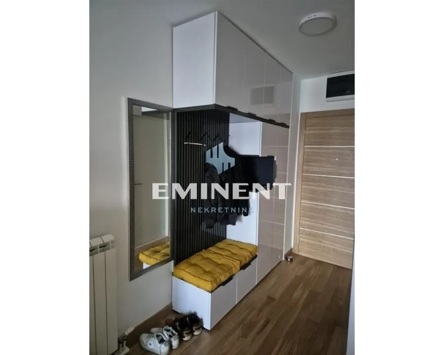 Rent, one bedroom apartment, 35m², Novi Beograd Blok 65, Novi Beograd Sve Podlokacije