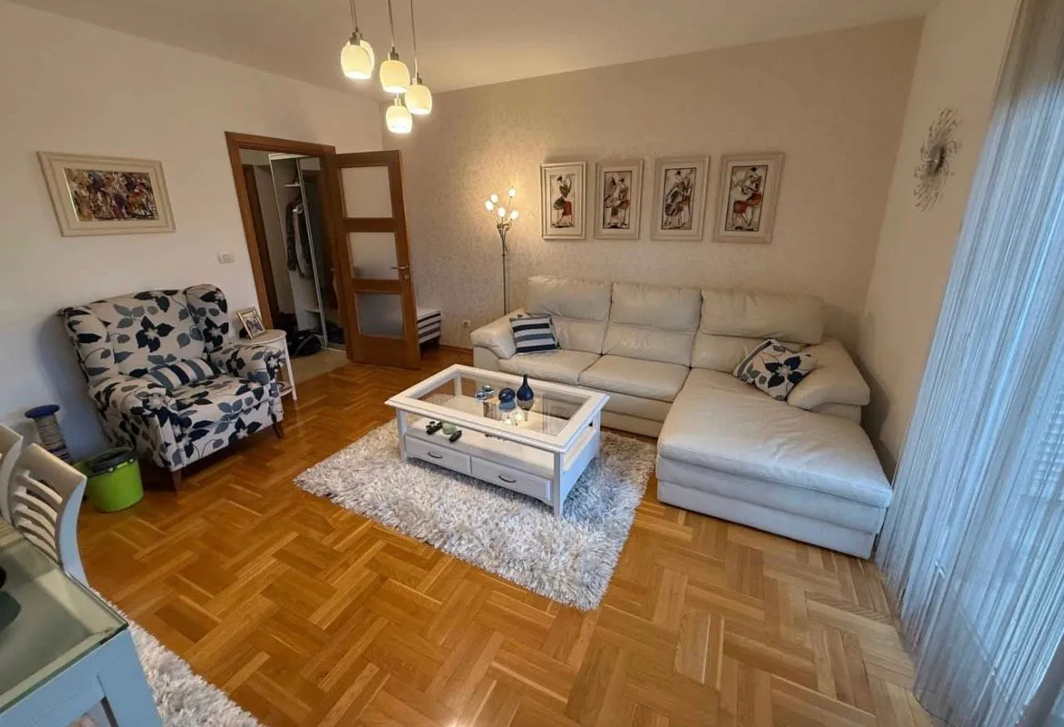 Prodaja, dvosoban stan, 69m², Pobrežje, Podgorica