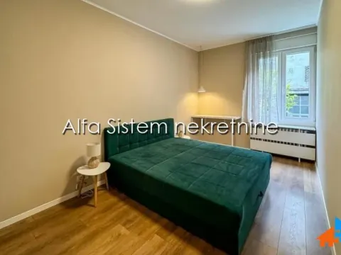 Rent, two bedroom apartment, 68m², Kalenić Pijaca, Vračar Sve Podlokacije - image 13