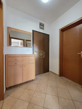 Rent, one bedroom apartment, 40m², Stari Aerodrom, Podgorica - image 4