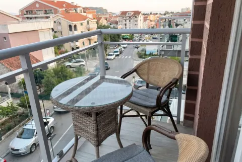 Sale, two bedroom apartment, 43m², Budva, Crna Gora - image 9