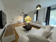 Izdavanje, dvosoban stan, 100m², Blok 9, Podgorica - image 3