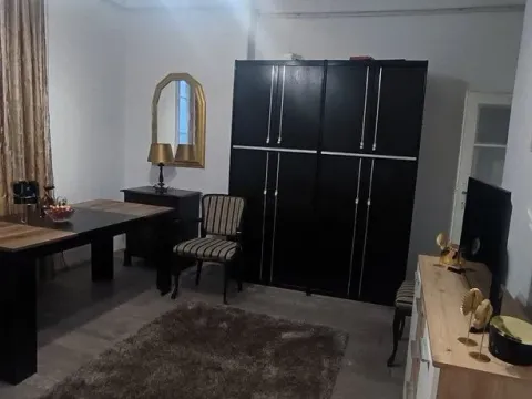 Rent, one bedroom apartment, 45m², Slavija, Vračar Sve Podlokacije - image 4