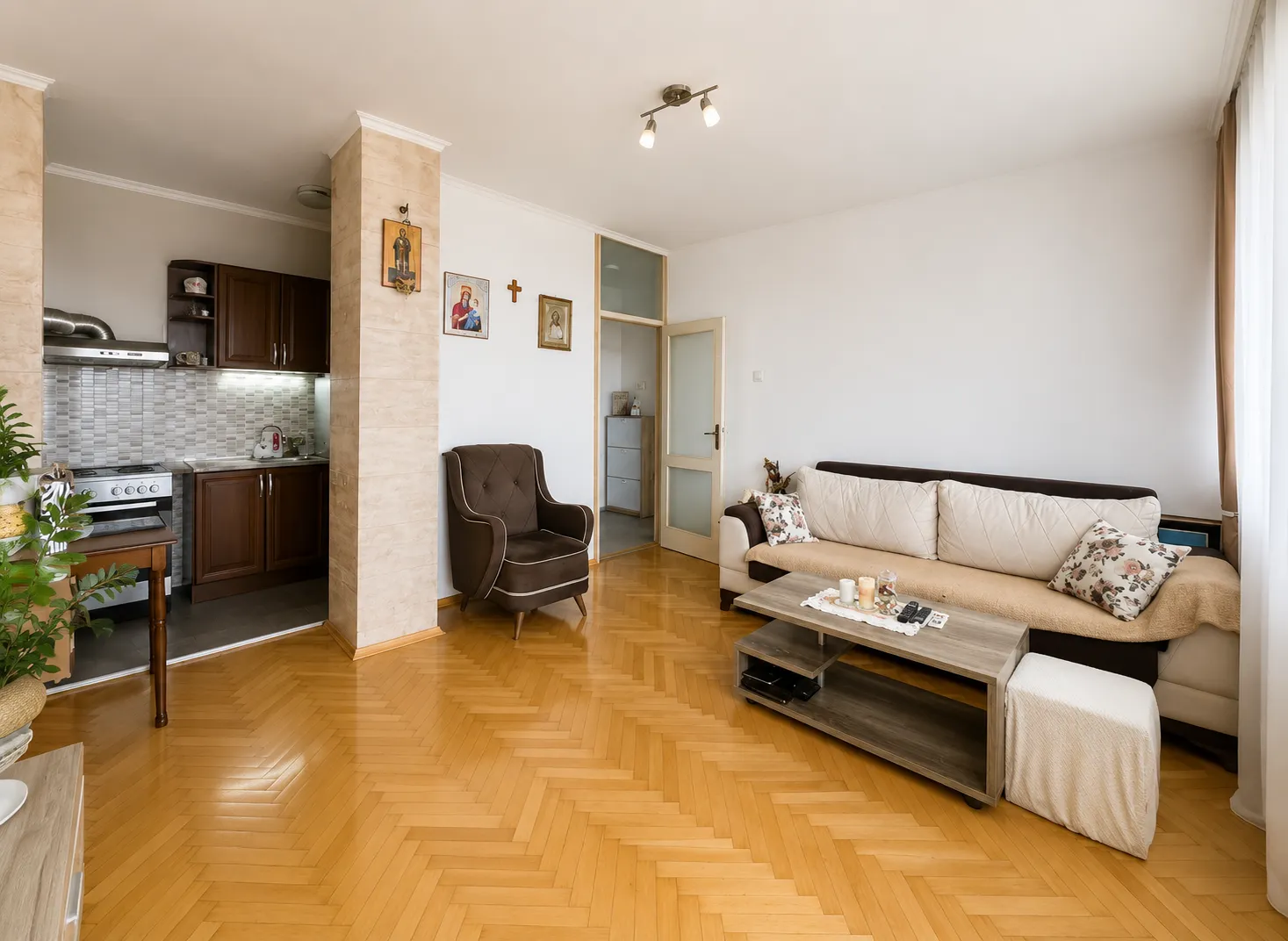 Prodaja, jednosoban stan, 48m², Pejton, Podgorica