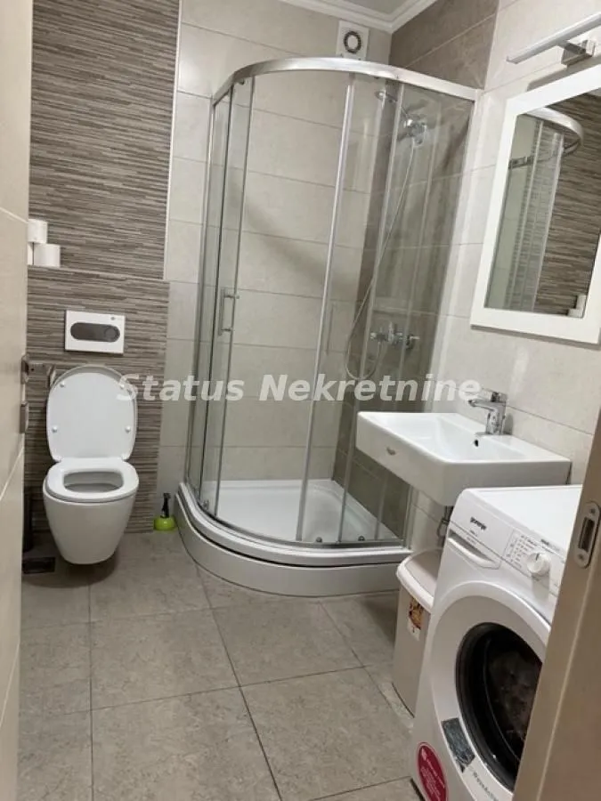 Izdavanje, dvosoban stan, 47m², Grbavica, Novi Sad Sve Podlokacije