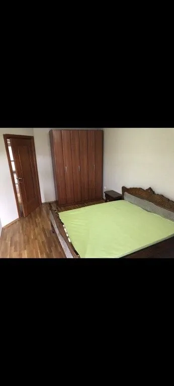 Izdavanje, kuća, 200m², Stari Aerodrom, Podgorica