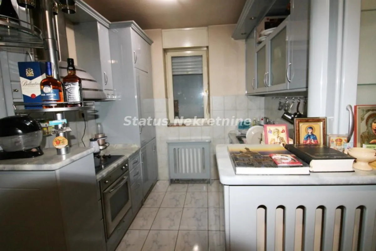 Prodaja, trosoban stan, 91m², Grbavica, Novi Sad Sve Podlokacije