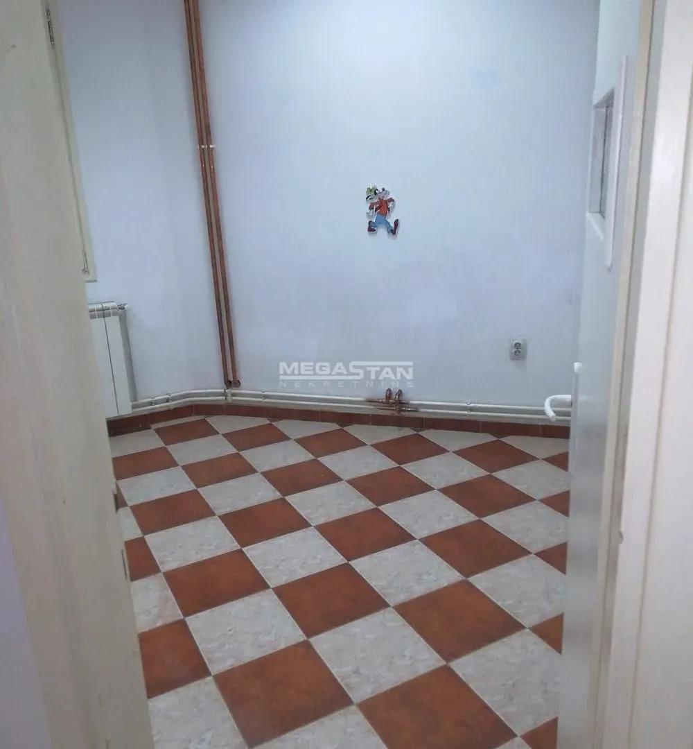 Rent, office space, 131m², Zemun Centar, Zemun Sve Podlokacije