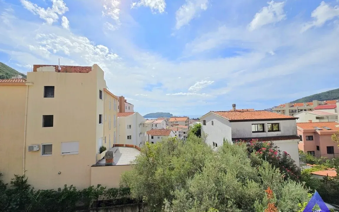 Prodaja, jednosoban stan, 39m², Lazi, Budva