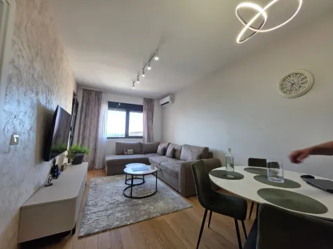 Sale, two bedroom apartment, 71m², Bečići, Budva - image 7