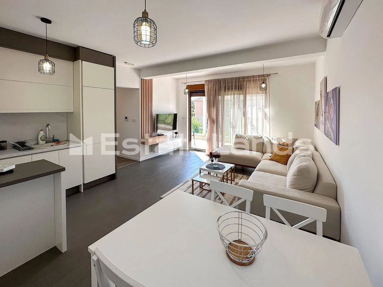 Rent, two bedroom apartment, 72m², Donja Lastva, Tivat