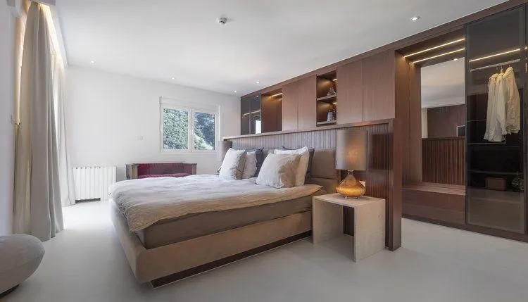 Prodaja, stan, 1000m², Rafailovići, Budva