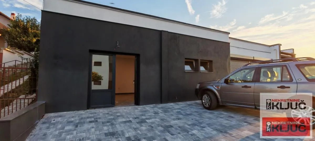 Izdavanje, poslovni prostor, 50m², Sremska Kamenica, Petrovaradin