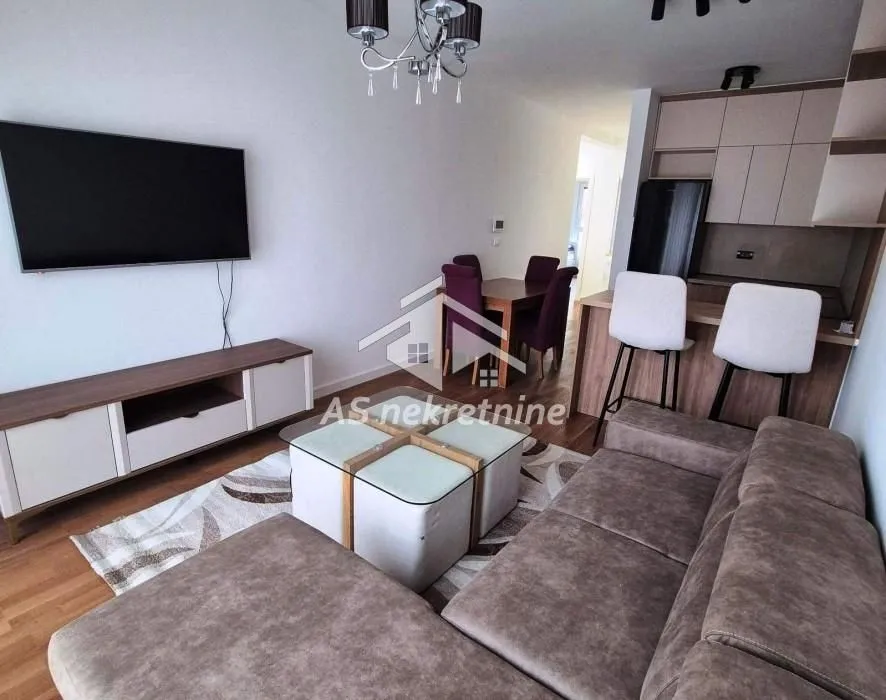 Izdavanje, stan, 55m², Ledine, Beograd
