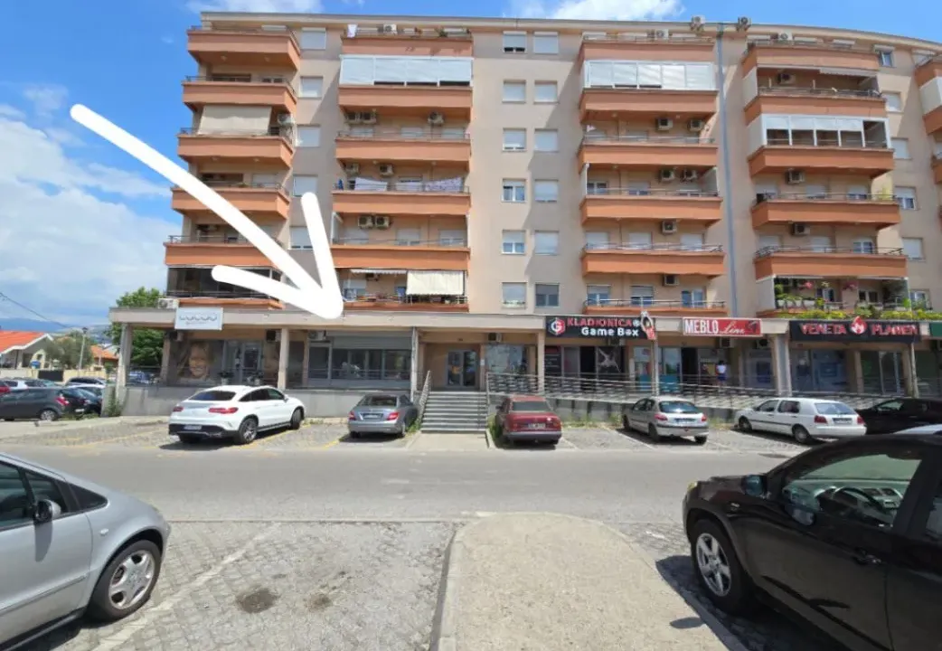 Izdavanje, poslovni prostor, 85m², Stari Aerodrom, Podgorica