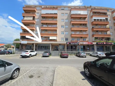 Izdavanje, poslovni prostor, 85m², Stari Aerodrom, Podgorica - image 1