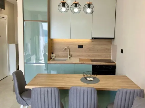 Izdavanje, jednosoban stan, 40m², Tripovići, Tivat - image 9