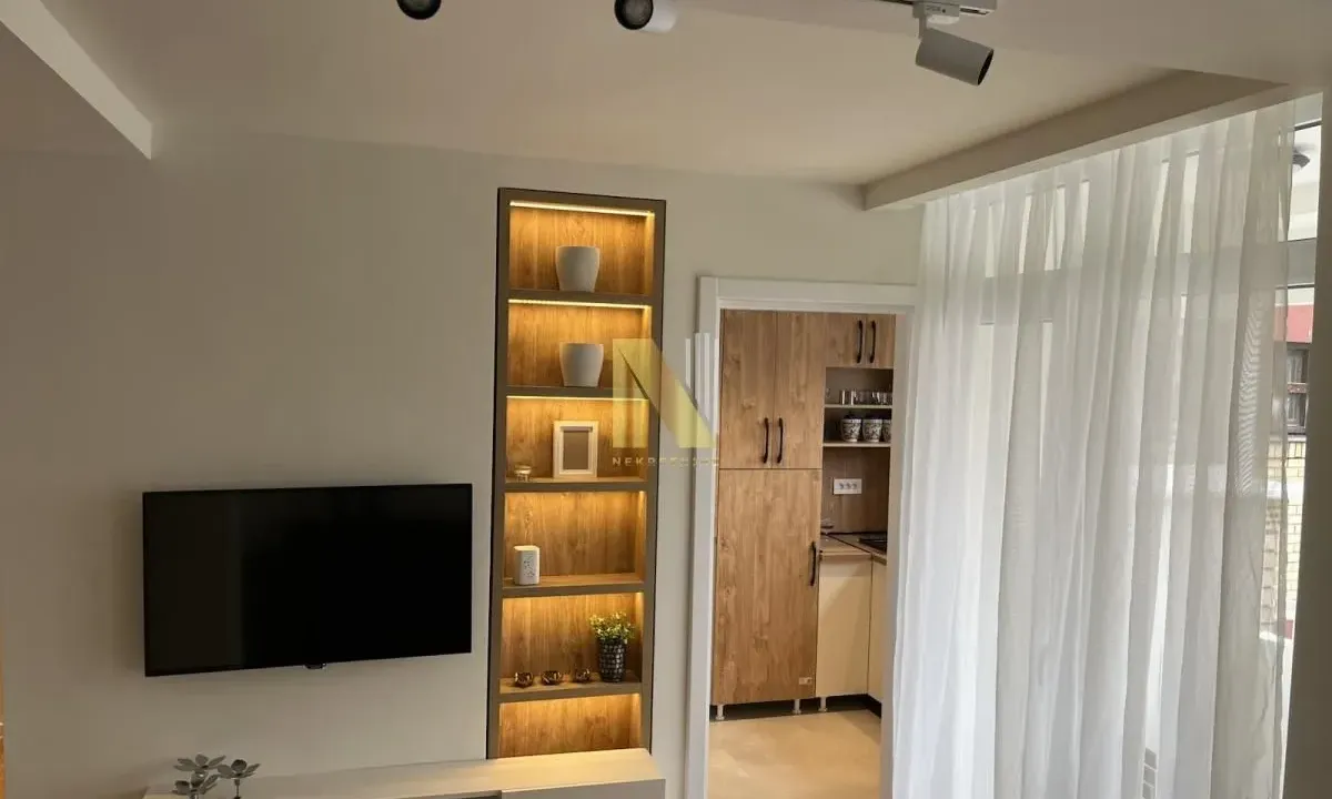 Rent, two bedroom apartment, 44m², Novi Sad, Srbija