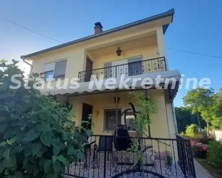 Prodaja, kuća, 194m², Šid, Srbija - image 29