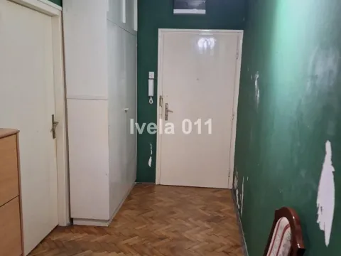 Prodaja, trosoban stan, 65m², Vračar Sve Podlokacije, Beograd - image 4