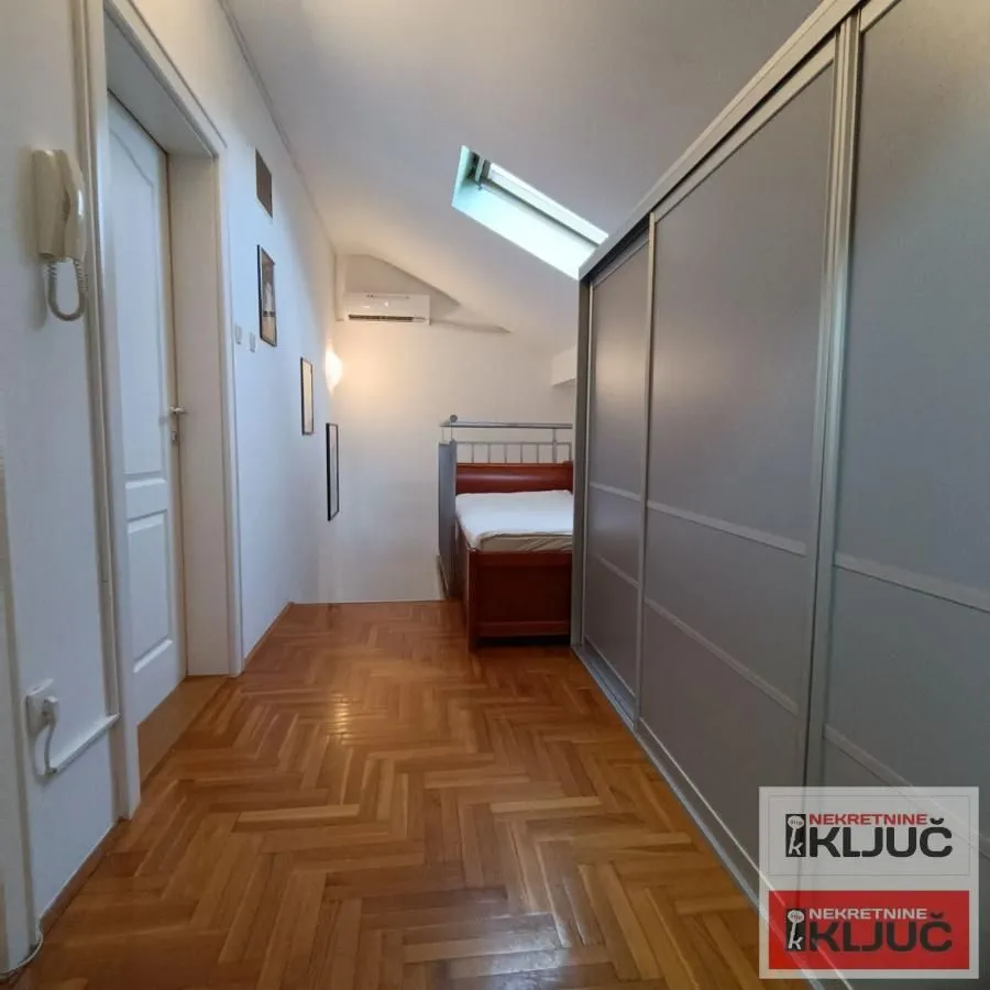Prodaja, trosoban stan, 90m², Nova Detelinara, Novi Sad Sve Podlokacije