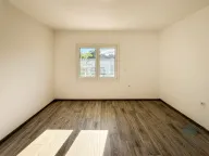 Izdavanje, kuća, 300m², Masline, Podgorica - image 16